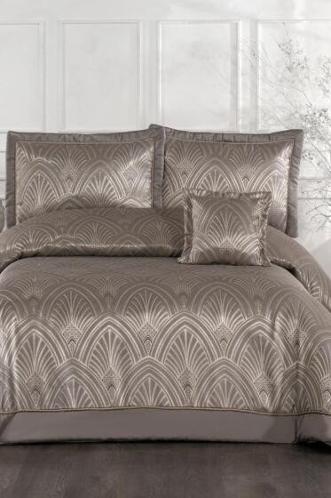 Artes Elyaf Dolgulu Çift Kişilik 250x255 Cm Yatak Örtüsü Kestane - Çeyiz Diyarı