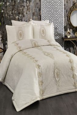 Beliza Nakışlı Kadife Çift Kişilik Yatak Örtüsü Krem - Çeyiz Diyarı