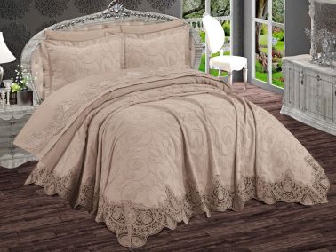 Boğaziçi 6 Parça Şönil Nakışlı Pike Takımı Bej - Çeyiz Diyarı