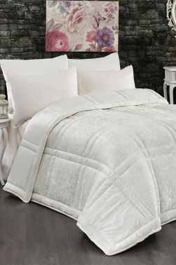 Çeyiz Diyarı Karelim Tek Kişilik Kadife Yorgan Krem - Çeyiz Diyarı