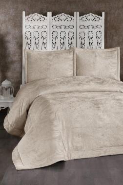 Efsun Elyaf Dolgulu Çift Kişilik 250x255 Cm Yatak Örtüsü Krem - Çeyiz Diyarı