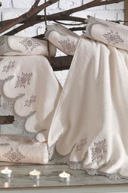 Fransız Güpürlü Nakışlı Sare Çeyizlik Bambu Havlu Krem - Dantela