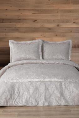 Freya Elyaf Dolgulu Çift Kişilik 250x255 Cm Yatak Örtüsü Krem - Çeyiz Diyarı