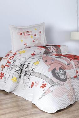 Gezgin Kız Baskılı Kapitoneli Tek Kişilik Yatak Örtüsü Kırmızı - Çeyiz Diyarı