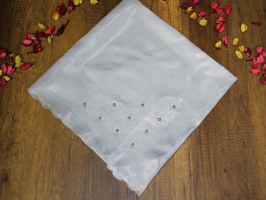 İncili Oyalı Bohça Gri - Çeyiz Diyarı