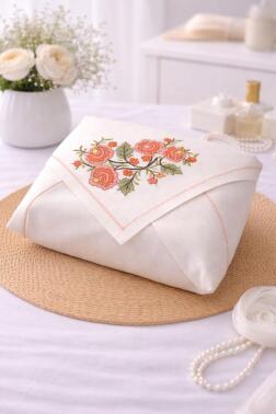 Kanaviçe İşlemeli Gardenya 90x90 cm Tek Bohça Turuncu - Çeyiz Diyarı