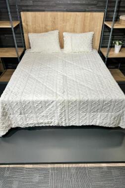 Leila Çift Kişilik Pelüş Yatak Örtüsü 220x240 cm Krem - Çeyiz Diyarı