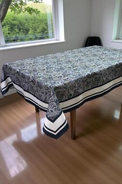 Nevra Dertsiz Masa Örtüsü 150x220 cm Lacivert - Çeyiz Diyarı