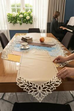 Papatya Desenli Aplikeli Runner 40x100 cm - Çeyiz Diyarı