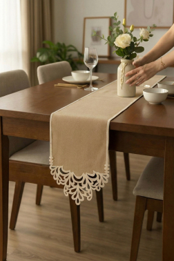 Queen Keten Aplikeli Runner 40x120 cm Cappucino