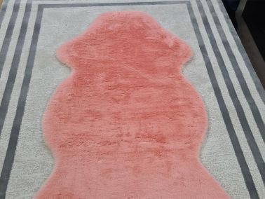 Rabbit Postu Tüylü Kaydırmaz Halı 80x150 Cm Pembe - Çeyiz Diyarı