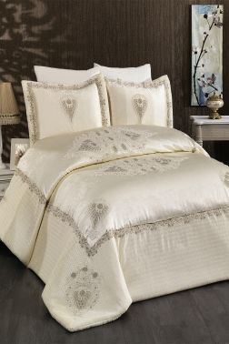 Rana Nakışlı Kadife Çift Kişilik Yatak Örtüsü Krem - Çeyiz Diyarı