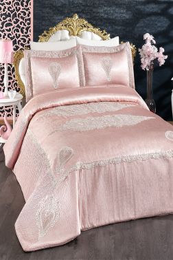 Rana Nakışlı Kadife Çift Kişilik Yatak Örtüsü Pudra - Çeyiz Diyarı