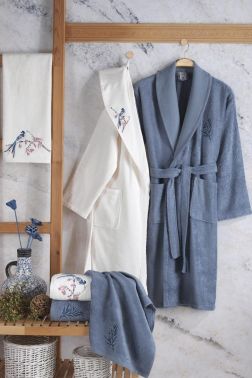 Romantik Nakışlı 6 Parça Bambu Bornoz Takımı Krem İndigo - Çeyiz Diyarı