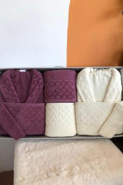 Şazeli 8 Parça Aile Bornoz Takımı Mürdüm Krem - Çeyiz Diyarı