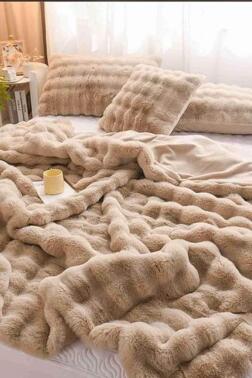 Tomris Tavşan Tüyü Çift Kişilik Yatak Örtüsü 220x240 Cm Vizon - Çeyiz Diyarı