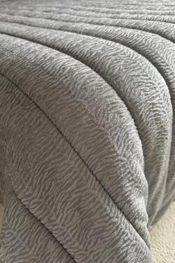 Velmira Jakarlı Kadife Elyaf Dolgulu Yatak Örtüsü 240x240 cm Gri - Çeyiz Diyarı (1)