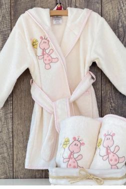 Zürafa Bebek Bornoz Seti 0-3 Yaş Pembe - Çeyiz Diyarı